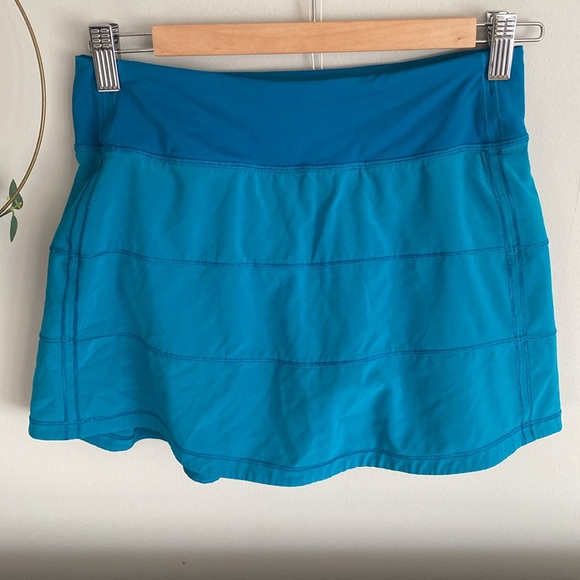 Lululemon Pace Rival Skirt (Tall) *4-way Stretch 15"
Cyprus size 4 golf tennis - Picture 10 of 13